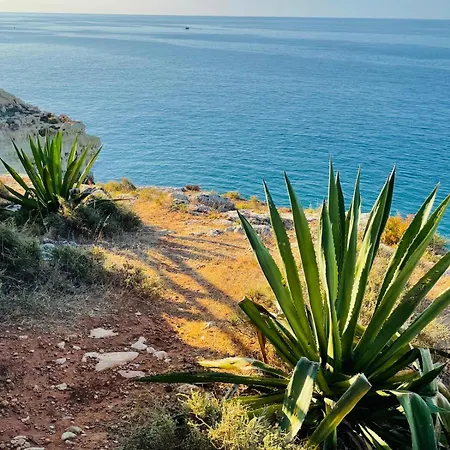 Hébergement de vacances Ruhiges Strandhaus Carvoeiro, Casa Trevo *